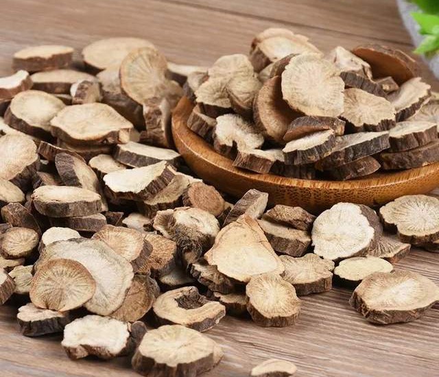 芍药和赤芍白芍有什么区别,白芍与赤芍和芍药的药效区别