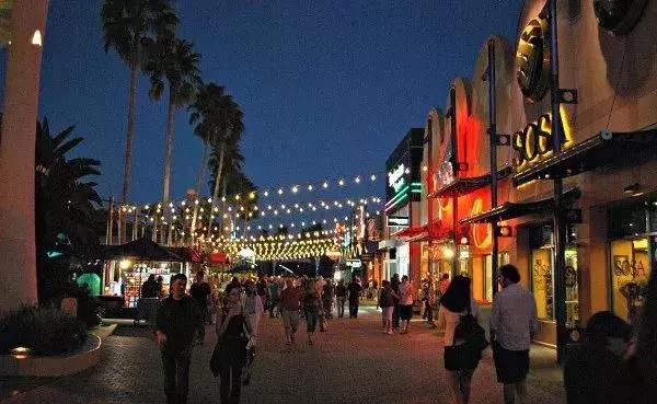 奥兰多主题乐园天堂,奥兰多有多少家主题乐园