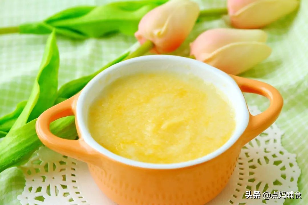 6-7月婴儿一天喂几次辅食食谱大全,6个月宝宝辅食可以代替一顿奶吗