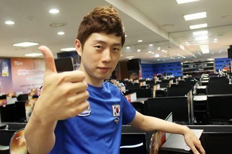 星际争霸2新人必看的十大技巧,萌新前期该怎么玩星际战甲