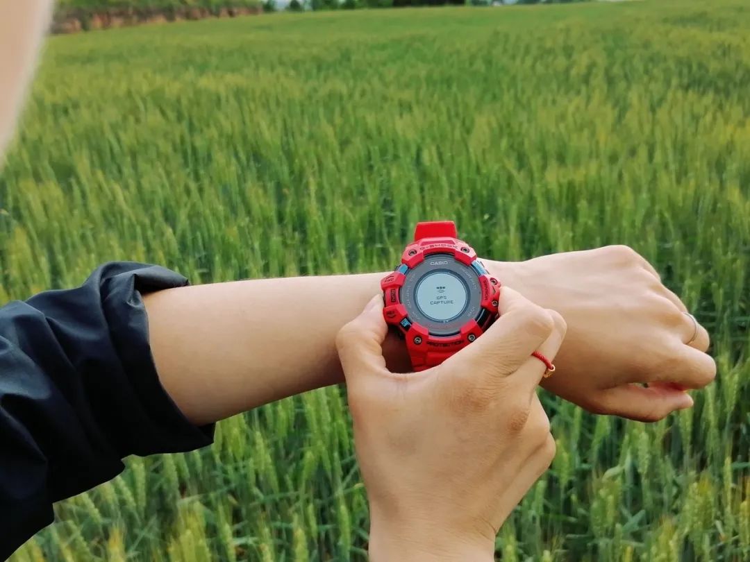 卡西欧gbd-h1000使用全部教程,卡西欧gbd-h1000哪年的