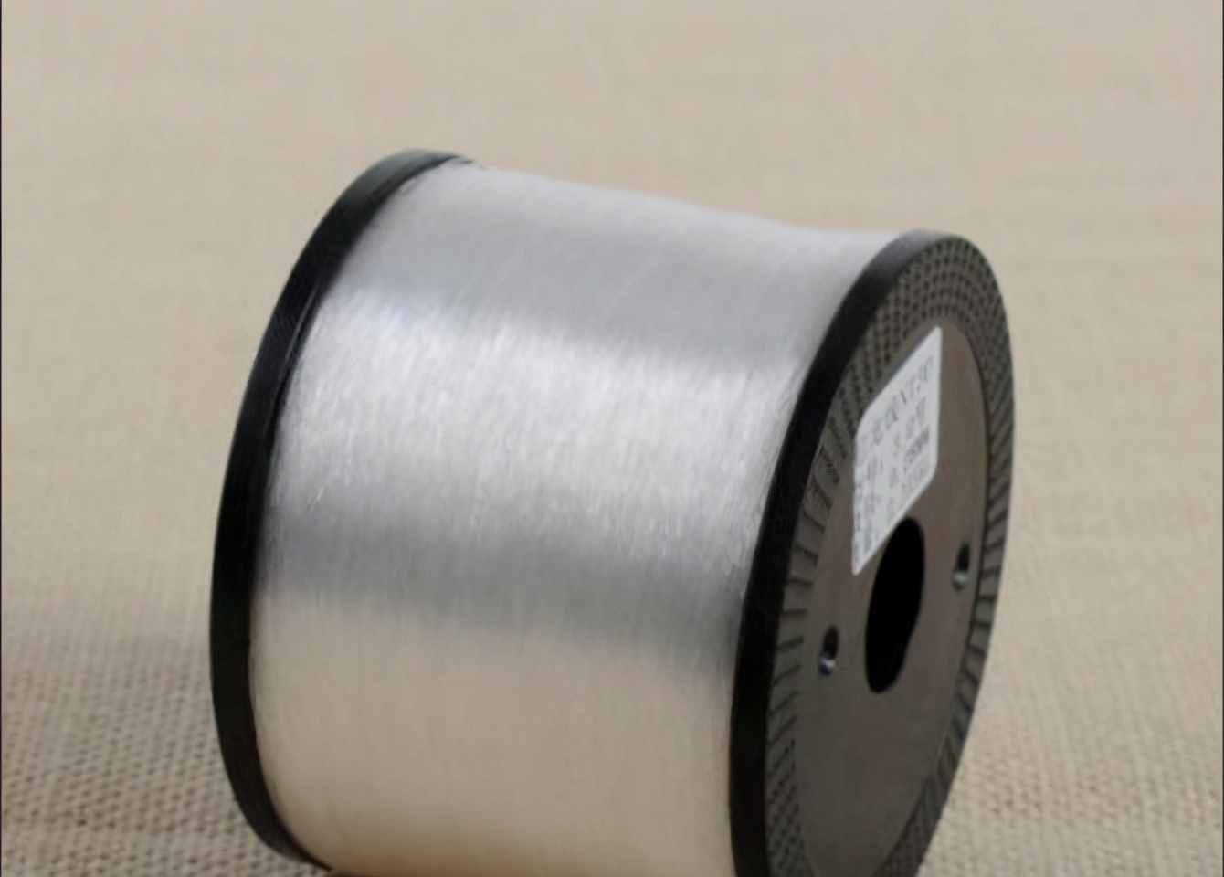 钓鱼各种鱼线的优缺点,鱼线的种类和缺点优点