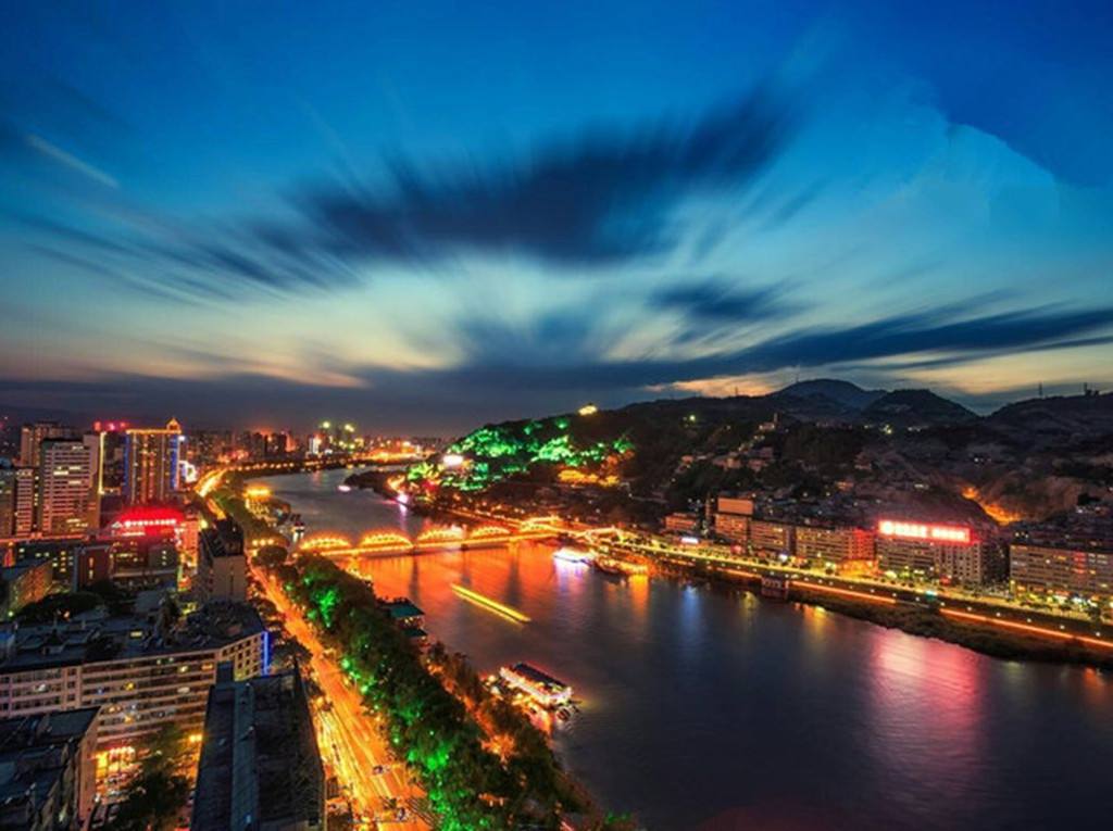 黄河边的风景名胜区,黄河之滨景色美如画