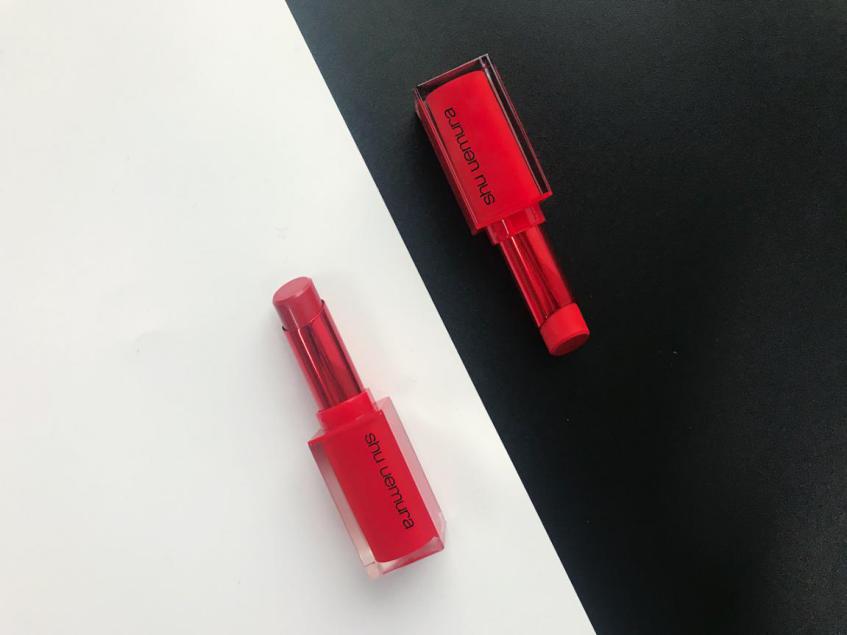 植村秀选柔雾版还是水润版,植村秀柔雾唇膏使用方法