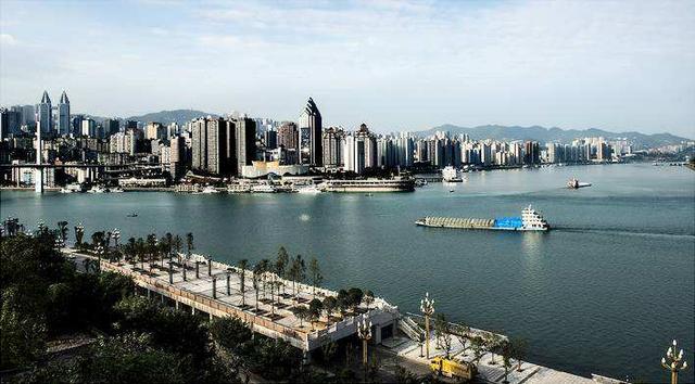 江津涪陵谁发展得更好,万州与涪陵哪个区发展潜力大