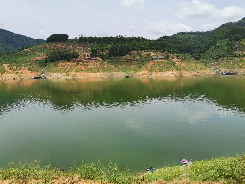 距昆明300公里的垂钓天堂,距离云南近的万峰湖野钓地点推荐