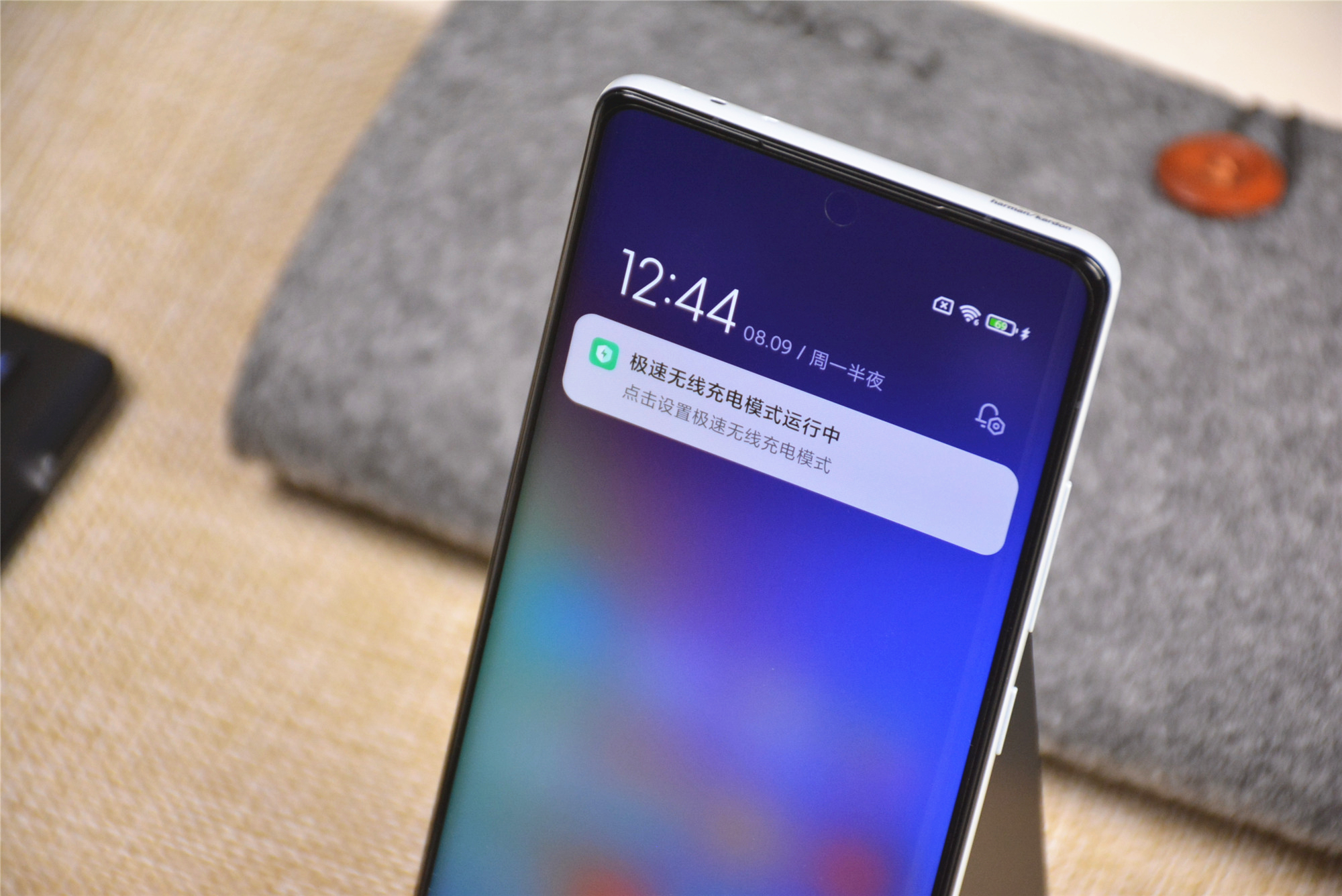 小米mix4青色陶瓷,小米mix4灰色和黑色哪个品控更好