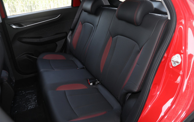 吉利远景x3自动挡油耗多少钱1公里,新款远景x3pro自动挡真实油耗