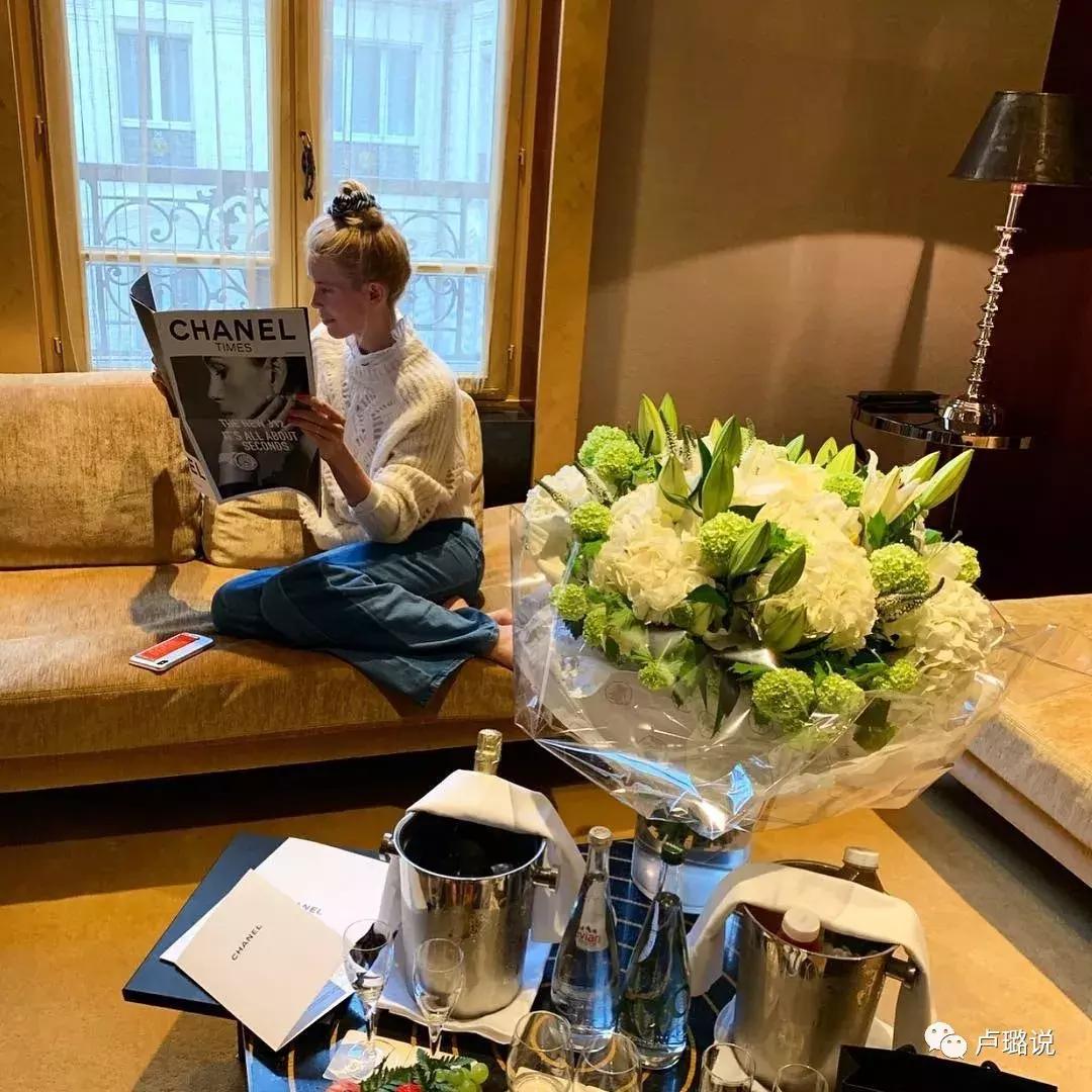 出道17年零绯闻出道37岁美如花,17岁顶级超模