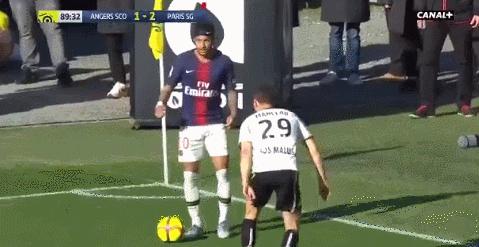 内马尔和梅西天赋对比,内马尔天赋高吗