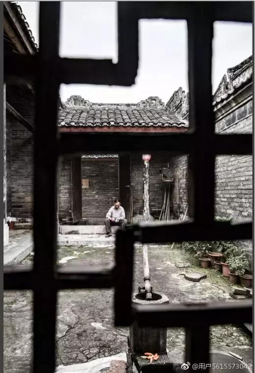 成都坐动车直达这片原始秘境!深幽峡谷、云海奇观、罕见古村…带你逃离夏天!