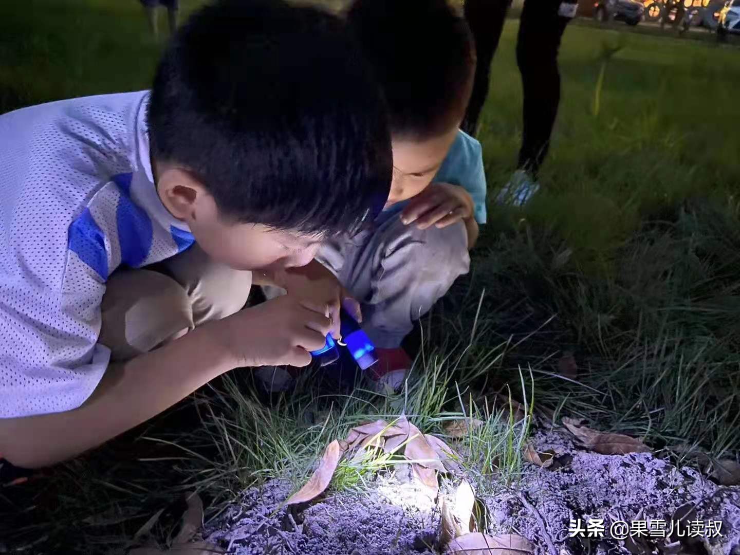 怎样才能做一名优秀的幼儿园老师,论述如何做一名优秀的幼儿教师