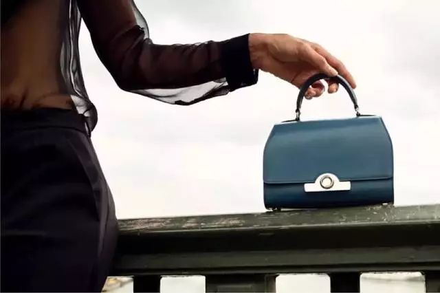 10款永不过时的包包 (十款必备经典包包)