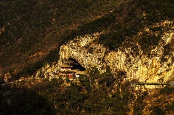 陕西神秘古洞,隐藏千年古刹发现地宫