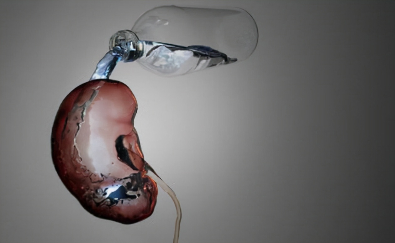 一喝水尿就多是什么原因呢,一喝水尿就多怎么回事