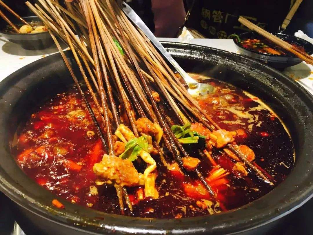 盘点成都游玩必吃的几种美食小吃,成都必去的地方和必吃的小吃