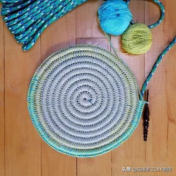 各种圆包包的钩织教程,多种漂亮包包的钩织图解