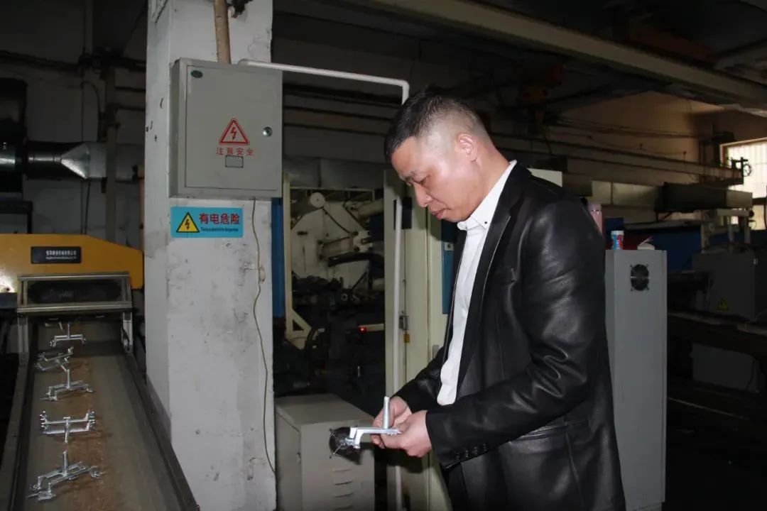 对话俞敏洪李彦宏,凯宇五金怎么样