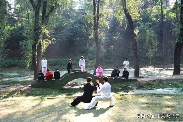 德立于心陈式太极拳新架教学14,陈式83式太极拳新架带口令演示