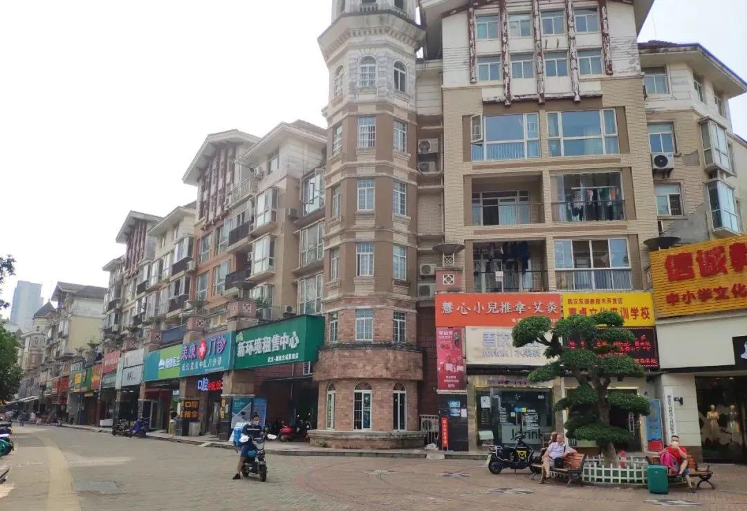 太意外!单价1万住光谷核心?一二手倒挂严重