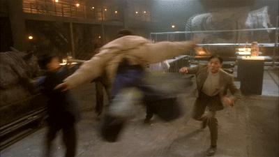 谢苗和武术冠军打戏忘招往后跑,谢苗成年打戏