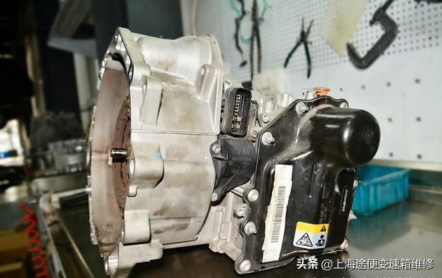 奥迪a3变速箱机电单元维修多少钱,如何彻底解决a3变速箱问题