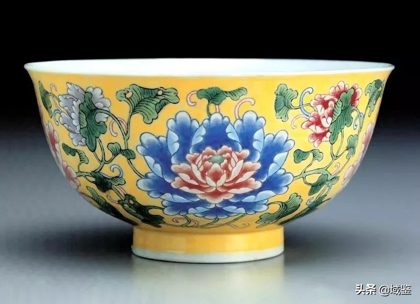 清乾隆时期珐琅彩瓷器图片及价格,乾隆时期珐琅彩瓷器的特征鉴别