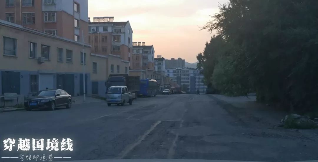 长白山是不是又叫白山了,长白山和白山是一个地方吗