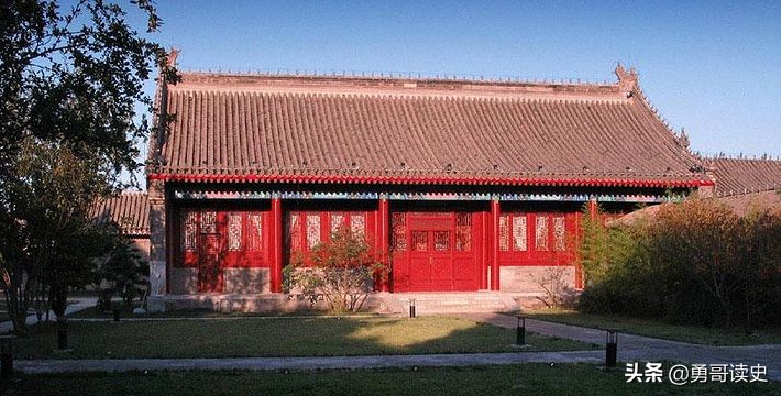 被七万大洋卖掉的铁帽子王府如何变成了高级饭店？