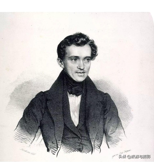 约翰施特劳斯蓝色多瑙河的介绍,小约翰施特劳斯圆舞曲蓝色多瑙河