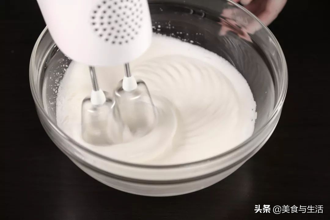 竟然比马卡龙还好吃？日本爆款小点心朗姆葡萄夹心饼干，超全配方