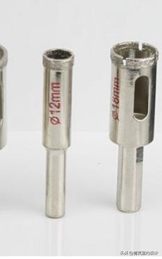 想让地砖又亮又滑怎么办,想让瓷砖表面有光泽度用什么