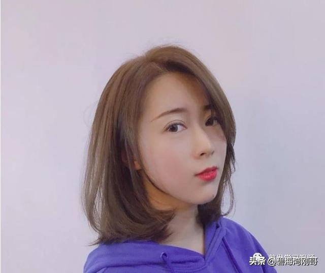 2020年最流行的发型气垫烫锁骨发,2020年最流行烫的锁骨发型