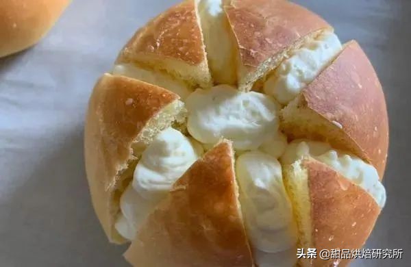 网红蒜香奶酪包,网红爆款奶酪包