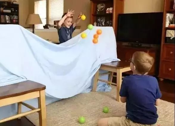 幼儿园对抗新型冠状病毒亲子游戏,预防新型冠状病毒的体能游戏