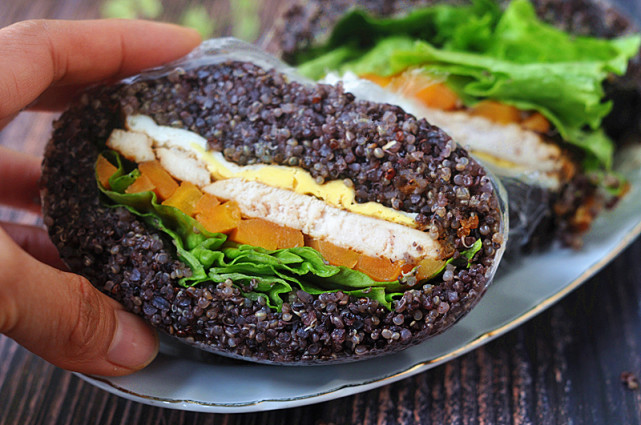 大米饭团超简单做法,不用海苔的紫米饭团自己在家做