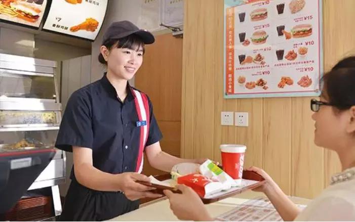 华莱士资本扩张模式,华莱士门店入股分红