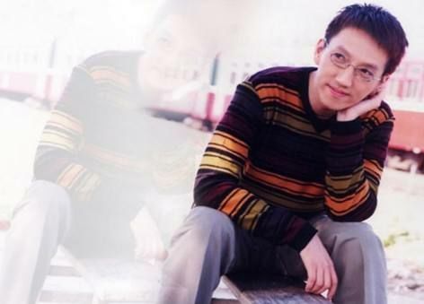 林志炫和邰正宵的唱功都还可以吧,林志炫出名的原因