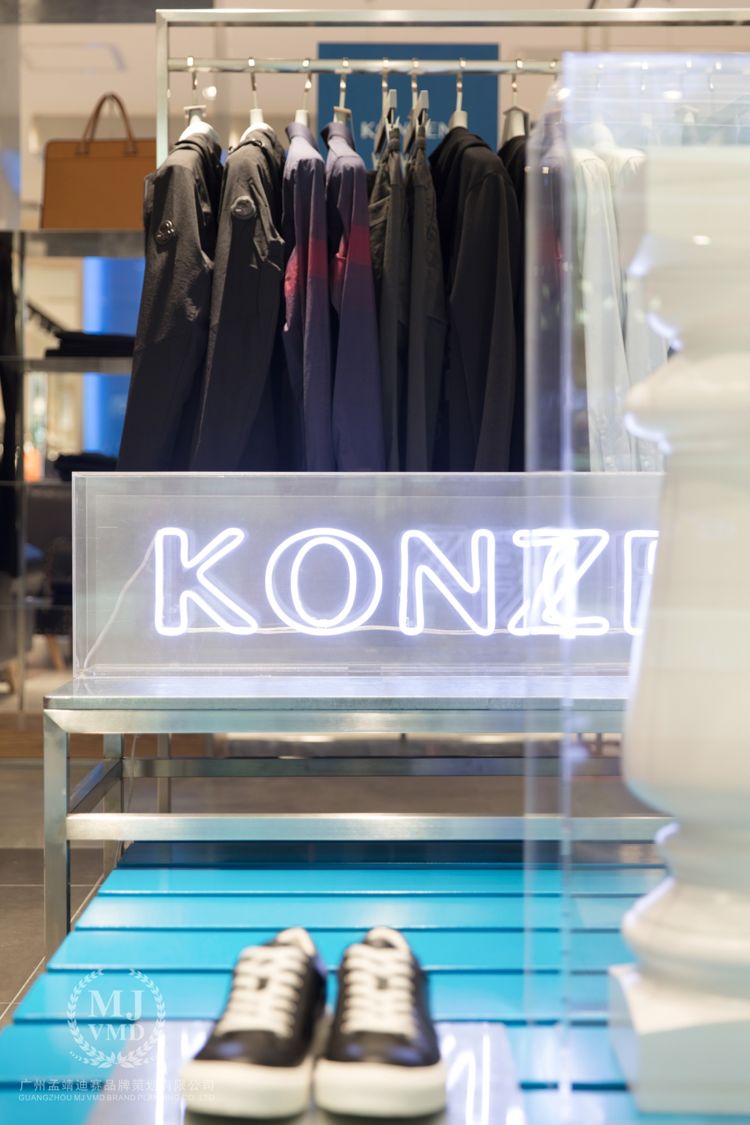 设计感男装店铺设计,konzen男装设计图