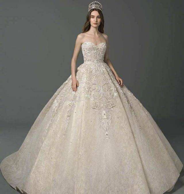 王薇薇婚纱为什么这么出名,王薇薇婚纱礼服设计