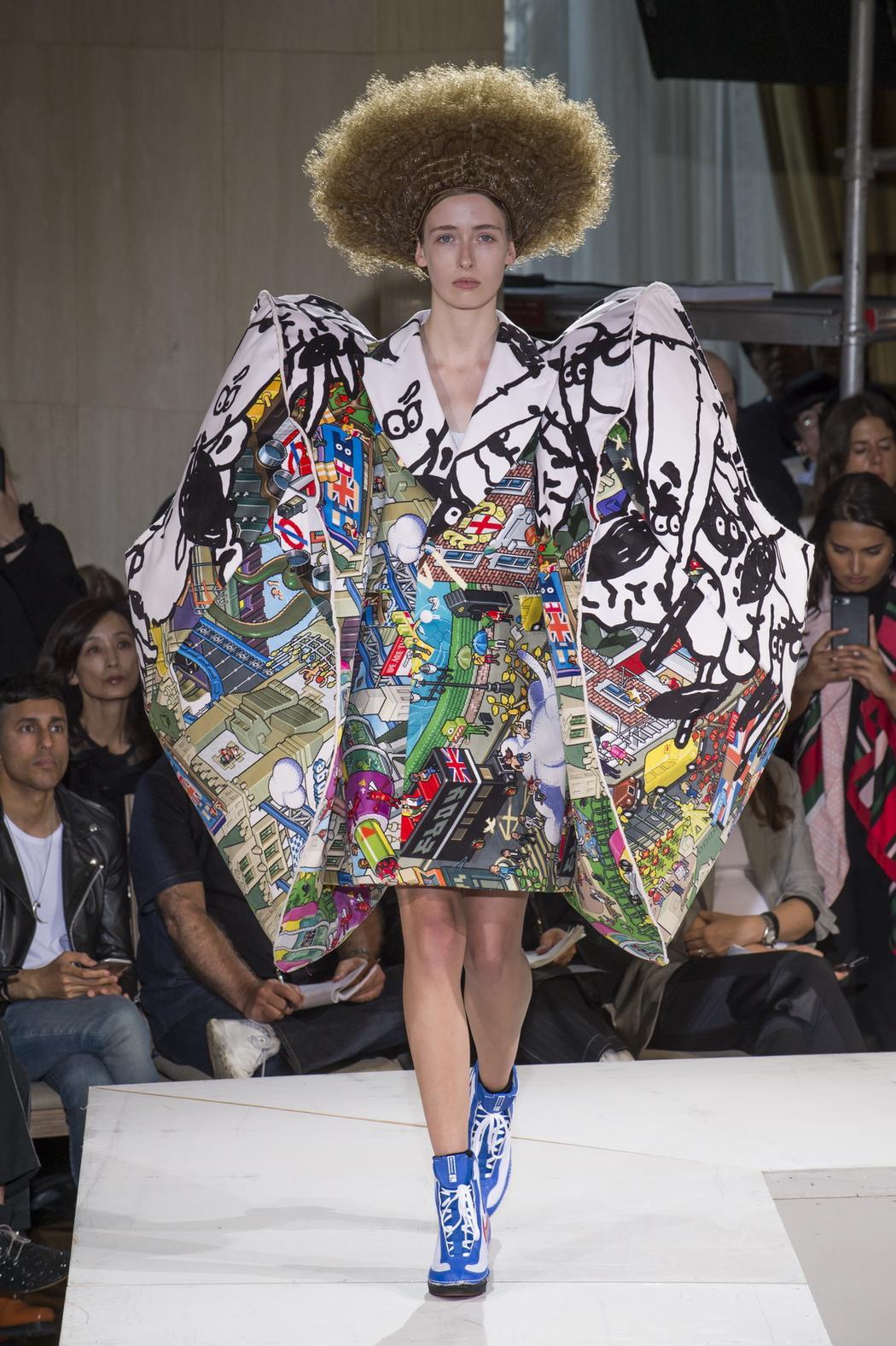 华为旗舰店送的礼品,华为全球旗舰店发布会