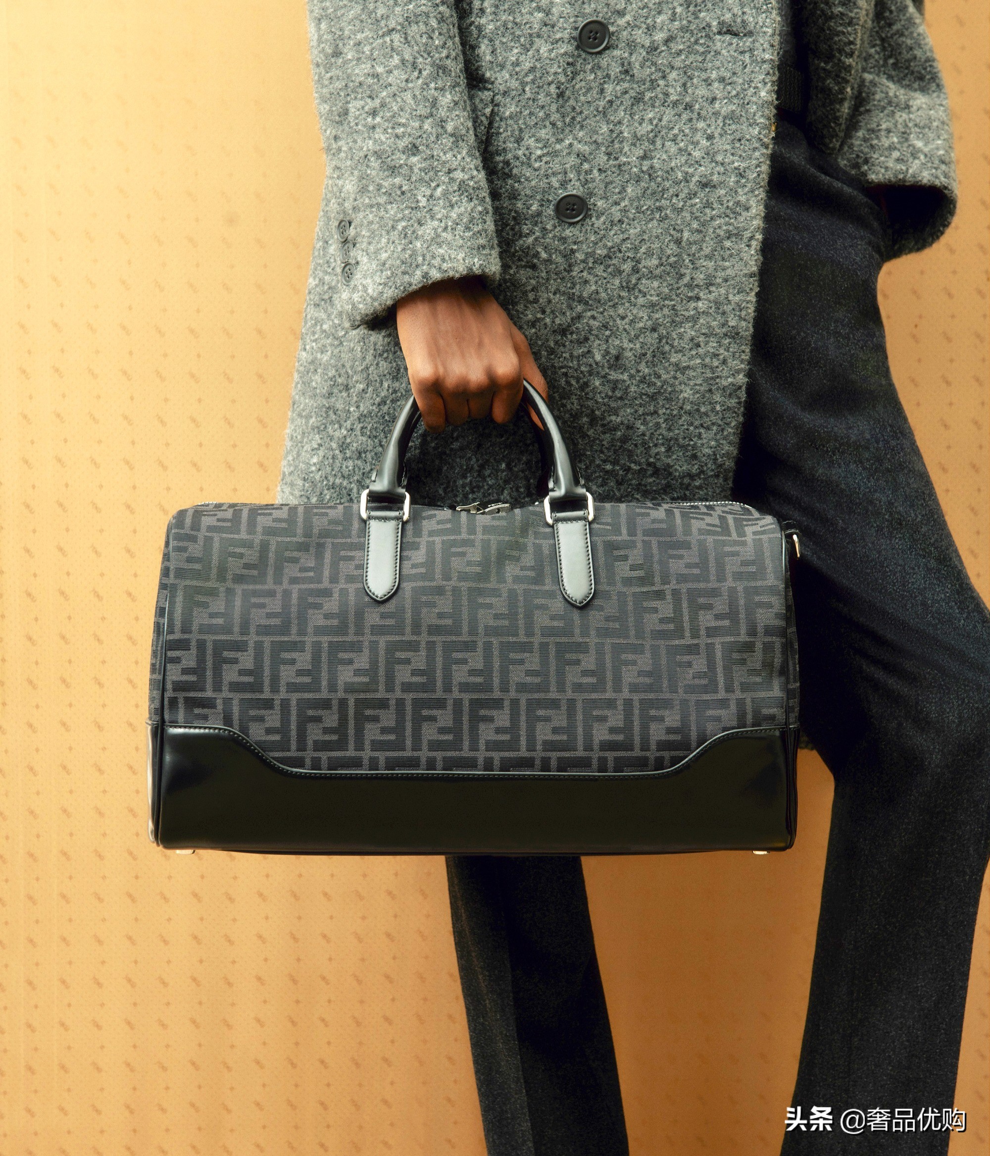 fendi新款男包lv,coach新年限定包