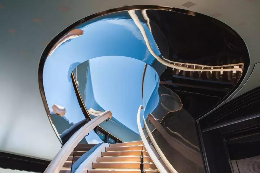 最豪华游艇别墅,一艘超级游艇多少钱