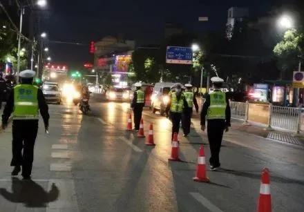 两男子醉驾被交警查获,大悟一男子醉驾被立案调查