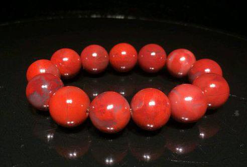 桂林鸡血玉精美配饰,天然玉石桂林鸡血玉鉴定