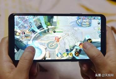 遇见高颜值实力派，三星A6s是靠什么俘获人心的？