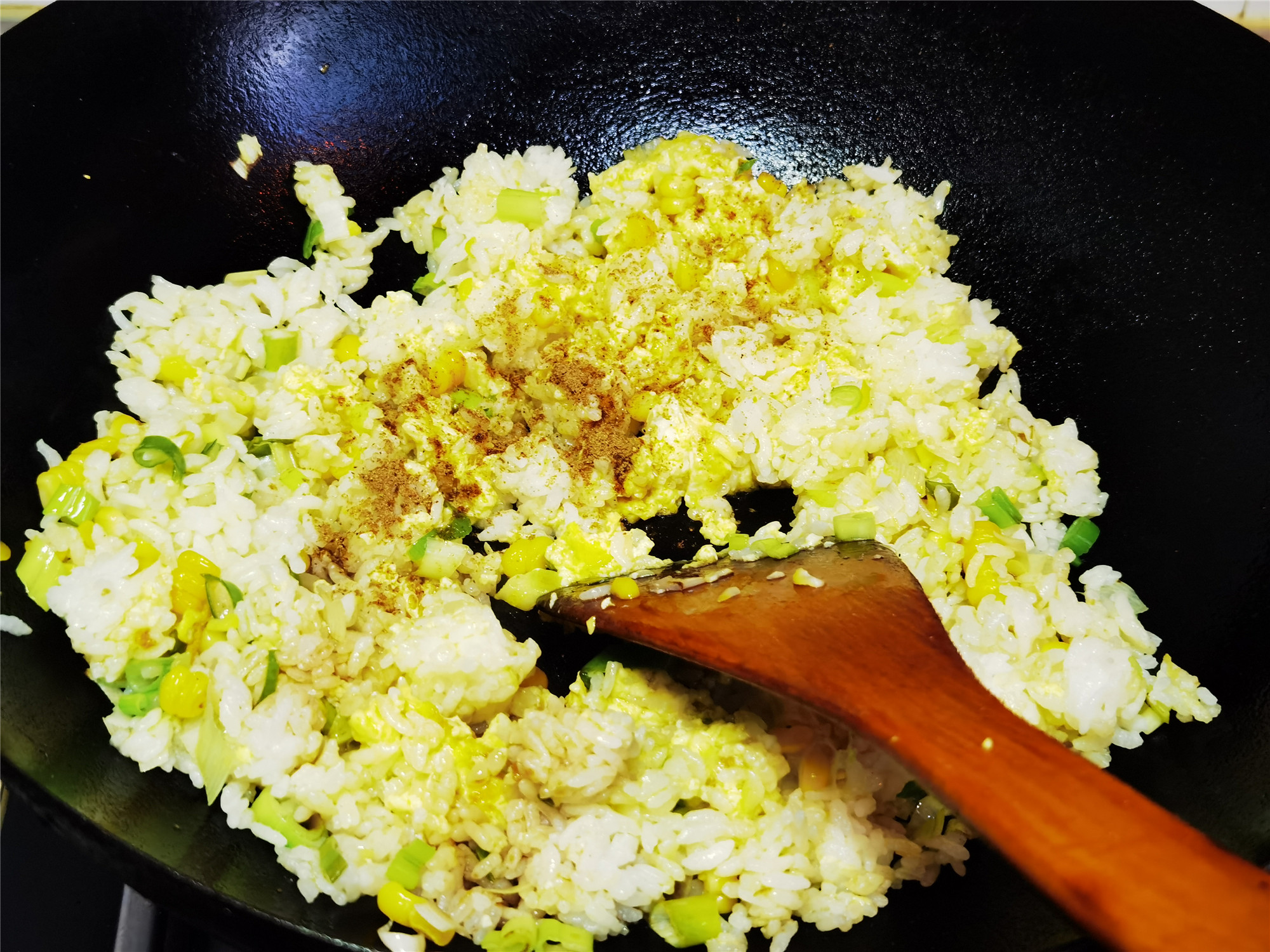 炒米饭要注意什么才能不粘锅,炒米饭要领