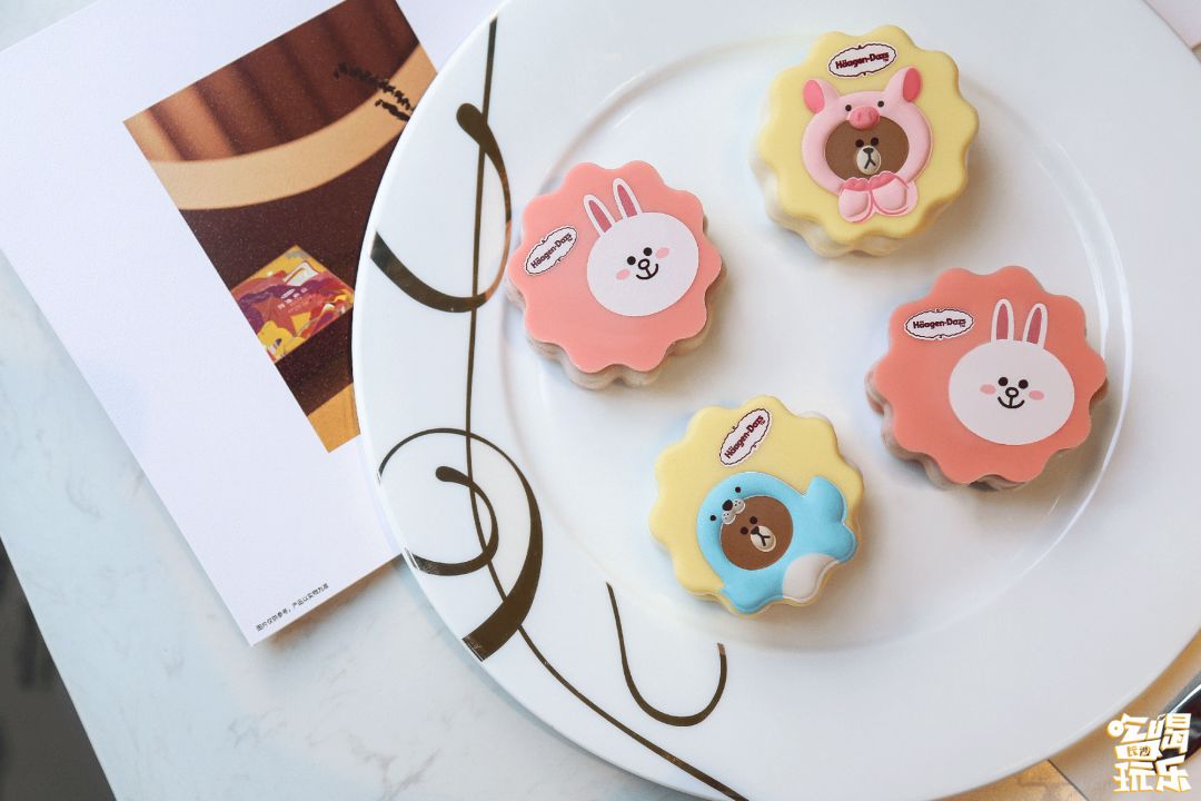 最好吃的月饼健康解馋,吃各种各样的超多月饼全部吃完