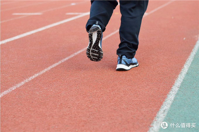 小米有品全新款鞋,小米智能跑鞋2代
