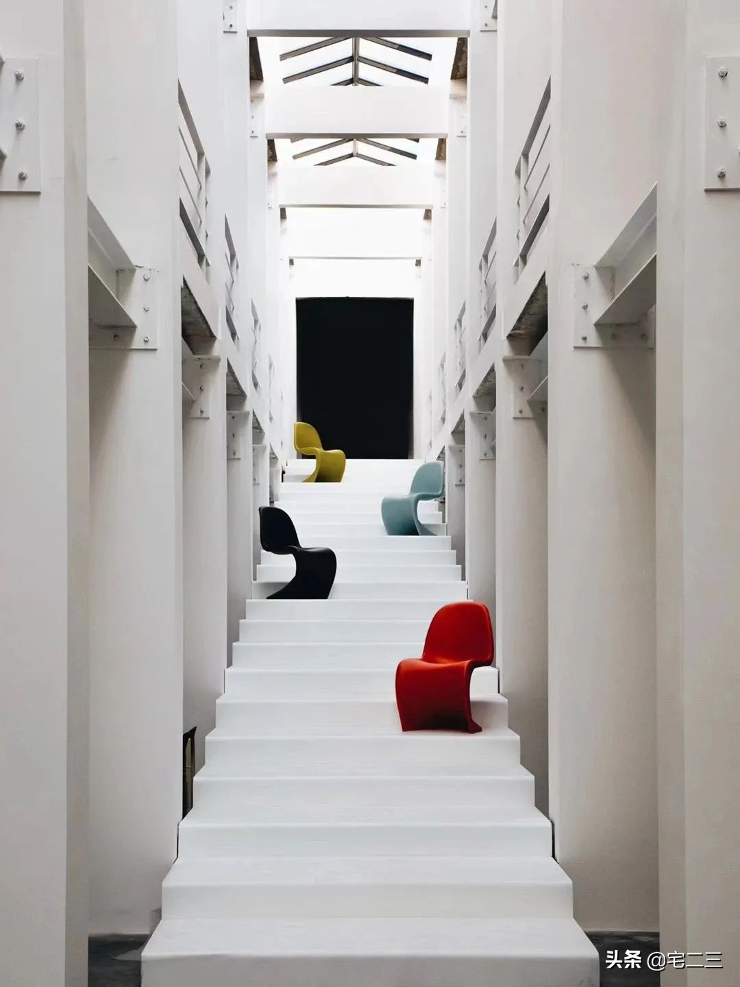 北京东四环外的“Vintage剧场”，用家居解构跨时代生活场景？